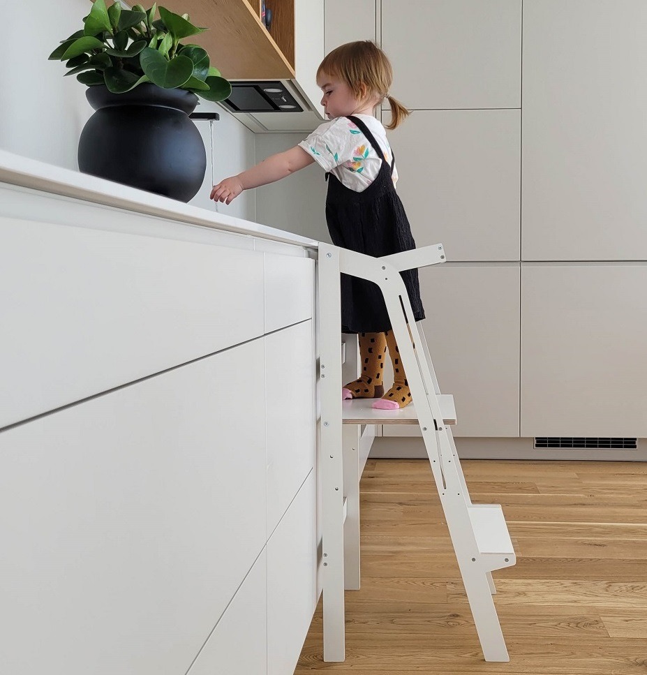 Adjustable toddler step stool (Grey)
